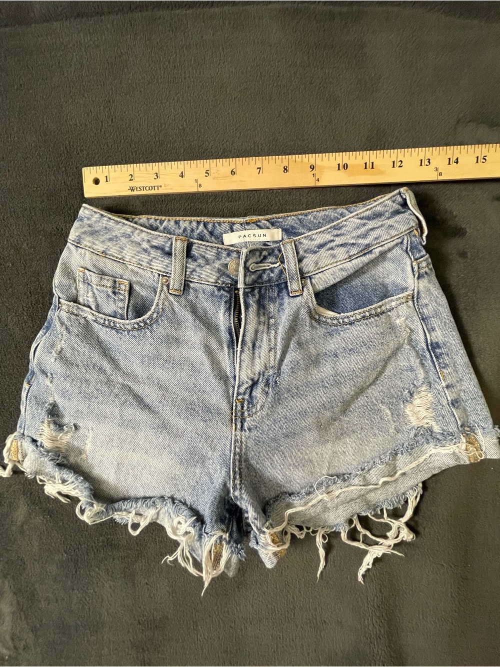 PacSun Light Wash Distressed Denim Shorts Size 24 mom short